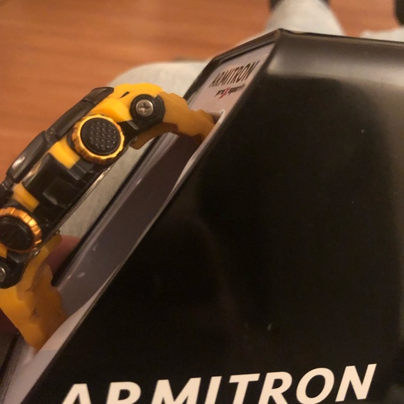 Watch - Picture 4 of 5